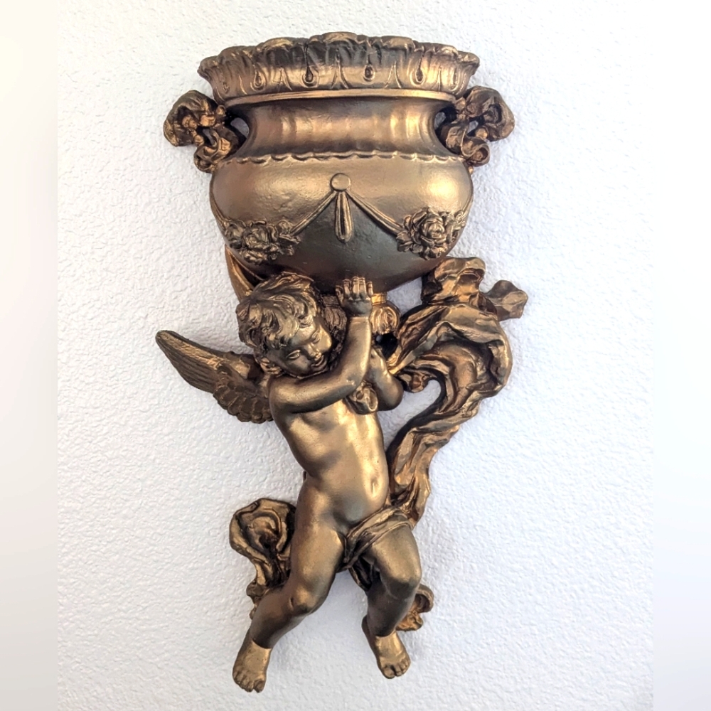 VINTAGE ANGEL CHERUB 1975 VICTORIAN GOLD WALL POCKET HOLLYWOOD REGENCY 14 1/2”